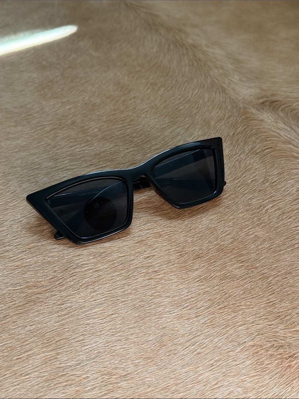 Women's Black Cat-Eye Fashion Sunglasses